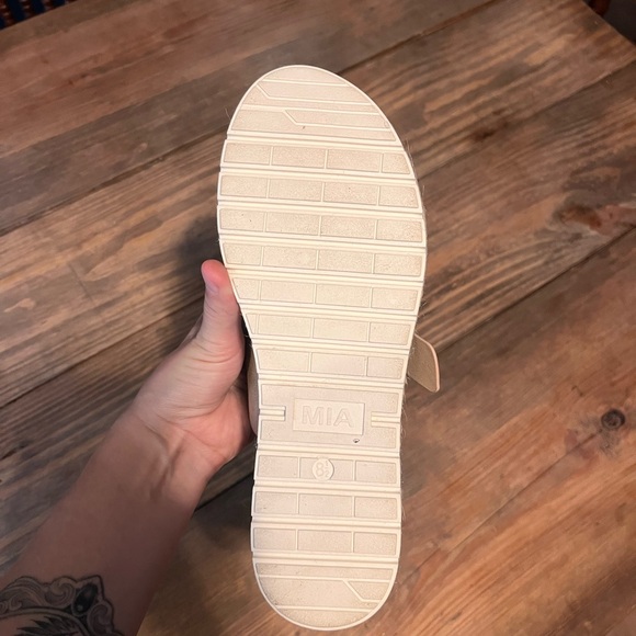 MIA Kely sandals - Picture 3 of 8